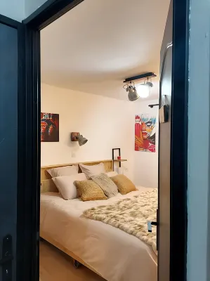 Maison Deco Pop Et Chaleureuse Avec Spa, Sauna