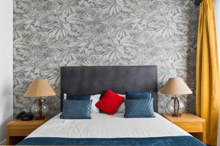 Ramada by Wyndham Hamilton City Center