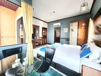 Sea Front Home Hotel - Patong Beach