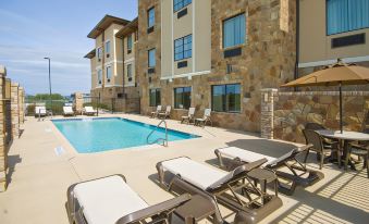 Holiday Inn Express & Suites Marble Falls