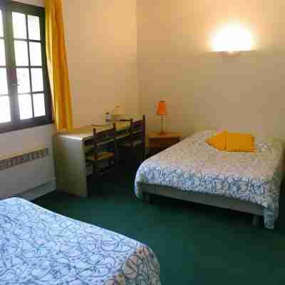 Human Hotel Résidence Rooms