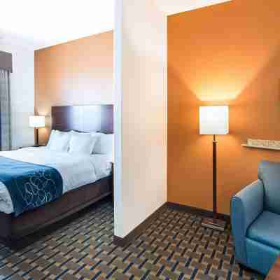 Comfort Suites Waxahachie Rooms