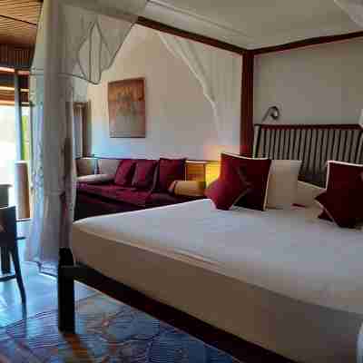 Villa Louise Hue Beach Boutique Hotel Rooms