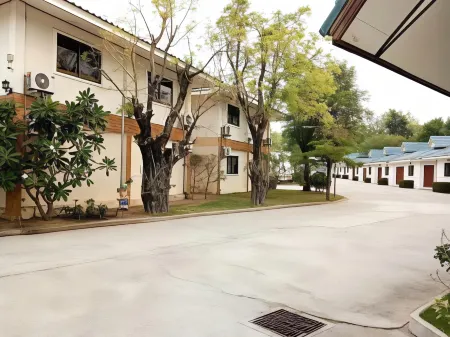 Fa Prao Fon Hotel