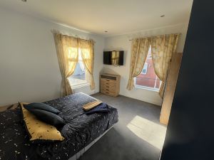 Luxury 2 Bed Apartment in Stoke-on-Trent