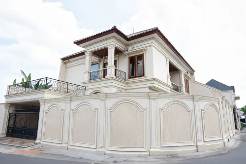 Villa Casa Baiti Syariah Malioboro Hotel a Tegalrejo