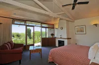 陶波湖旅館