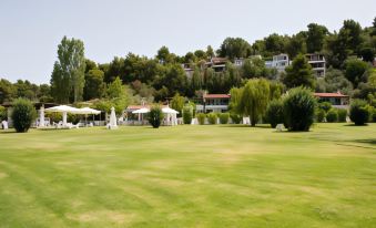 Skiathos Holidays Suites & Villas