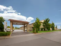 Best Western Plus Rama Inn Hotel di Redmond