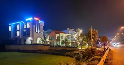 Punita Hotel Các khách sạn ở Phường An Mỹ
