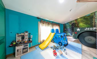 Gapyeong Little Bee Kids Poolvilla Pension