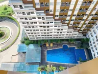 Homey and Simply Look Studio Gateway Park LRT City Bekasi Apartment Hotel di Pondokgede