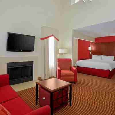 Residence Inn St. Louis Galleria Rooms