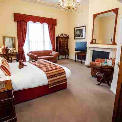 Clarence Court Hotel Rooms
