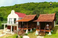 Deep Sky Villa Hotel dekat Bandar Udara Dewandaru