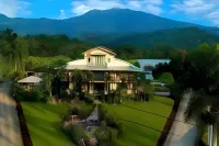 Hotel Casa Turire Hotels near Ceiba Hospital
