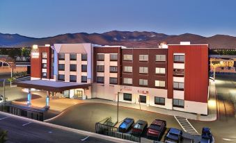 Holiday Inn Express & Suites Albuquerque East