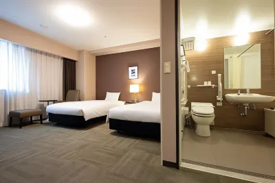 Smile Hotel Premium Kanazawa Higashiguchiekimae فنادق في 