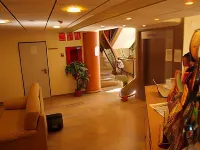 Hostal Meseguer Hotels in Santa Pola