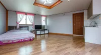 Cheorwon River Pension