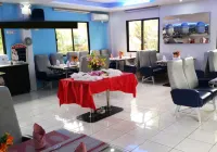 Aerostop Hotel and Restaurant - Aamiainen