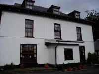 Rhymney House Hotel Отели в г. Эбб Вейл