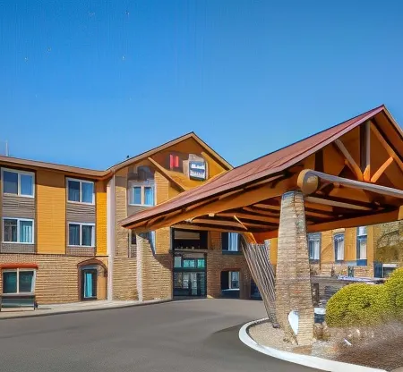 Best Western Plus Ponderay Mountain Lodge