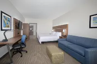 Holiday Inn Express & Suites Goodland I-70