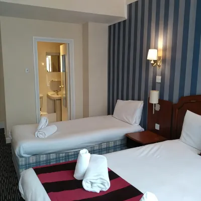 The Crown Hotel Hotels near Gladstone Pottery Museum