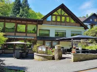 Siegerland-Hotel Hotels near Oberes Schloss
