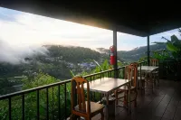 蒙維昂岩 - 山景