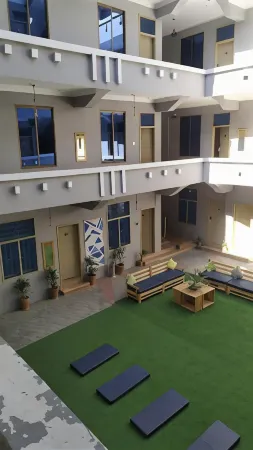 The Mandarin Inn Отели рядом с Аэропорт Гилгит