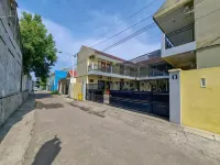 Kanca 808 RedPartner Hotel dekat Kolam pancing blt