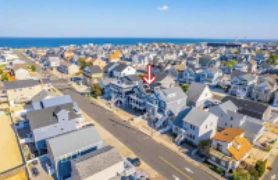 Seas the Moment - 1 Blk to Ortley Beach - Private Balcony & Patio - 6 Bed, 3 Br