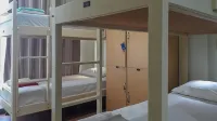 RedDoorz Hostel @ Manado Green Hostel Hotels in North Wenang