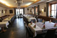 Hotel & Landgasthof Forsthof Hotels in Kastl
