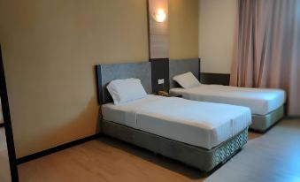 Grand Faber Inn - Housity