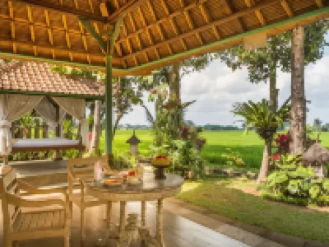 Umasari Rice Terrace Villa by Agata タマン・アユン寺院周辺のホテル