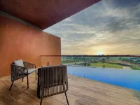 Aria Resort & Spa - Romantic