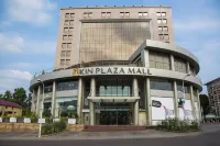 KIN Plaza Arjaan Hotel a 