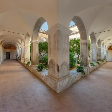 Il Chiostro Отели рядом с достопримечательностью «Пляж Петерс»