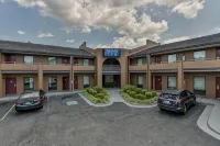 Wake Inn Hotel berhampiran Knightdale Commons