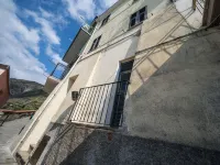 Il Baluardo Sea View Apartment on the Cliff Hotels in Manarola