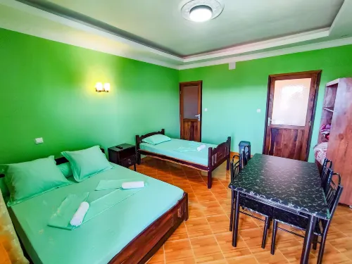 TOKY Hôtel فنادق في أنتسيرابي