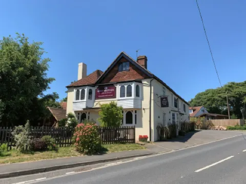 The Kings Head Rye Hotels near Camber Sands