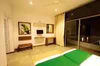 Neem Villas Hotel dekat Manik Stupa