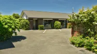 Aston Court Motel
