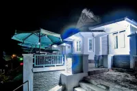 Villa Victoria Cafe Hotel a 