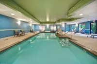 Holiday Inn Express NEWPORT NORTH - MIDDLETOWN by IHG - Pool