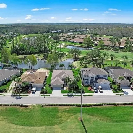 Gorgeous Stoneybrook Home with Private Pool, Lake, Golf Course, 2 King Beds!